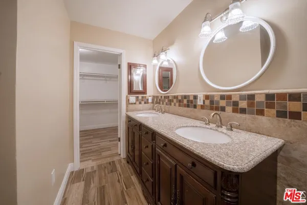 $675,000 | 10512 Dee Dee Avenue, Bakersfield, CA 93312