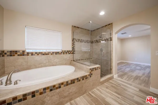 $675,000 | 10512 Dee Dee Avenue, Bakersfield, CA 93312