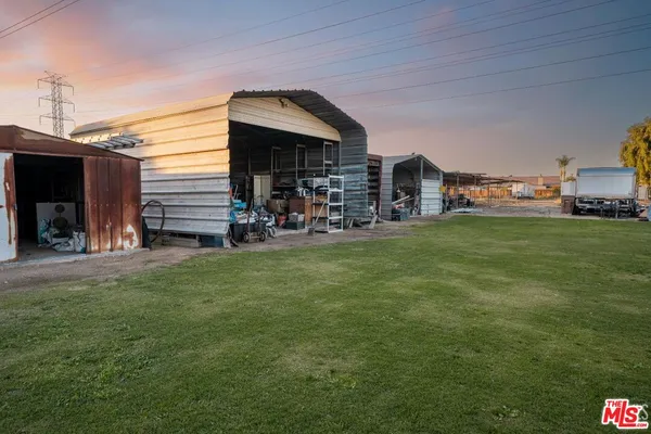 $675,000 | 10512 Dee Dee Avenue, Bakersfield, CA 93312