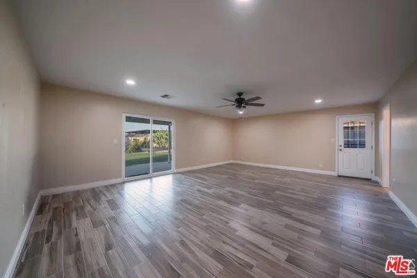 $675,000 | 10512 Dee Dee Avenue, Bakersfield, CA 93312