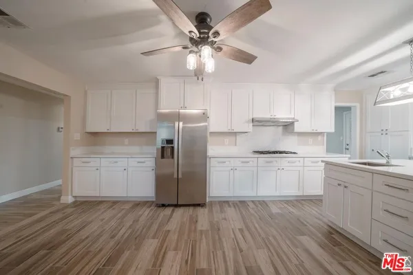 $675,000 | 10512 Dee Dee Avenue, Bakersfield, CA 93312