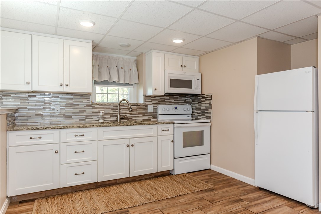 4 Clark Road Smithfield, RI 02917 - Photo 30 of 50