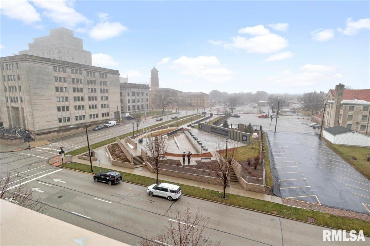 718 South 7th Street, Unit 504 Springfield, IL 62703 - Photo 17 of 42