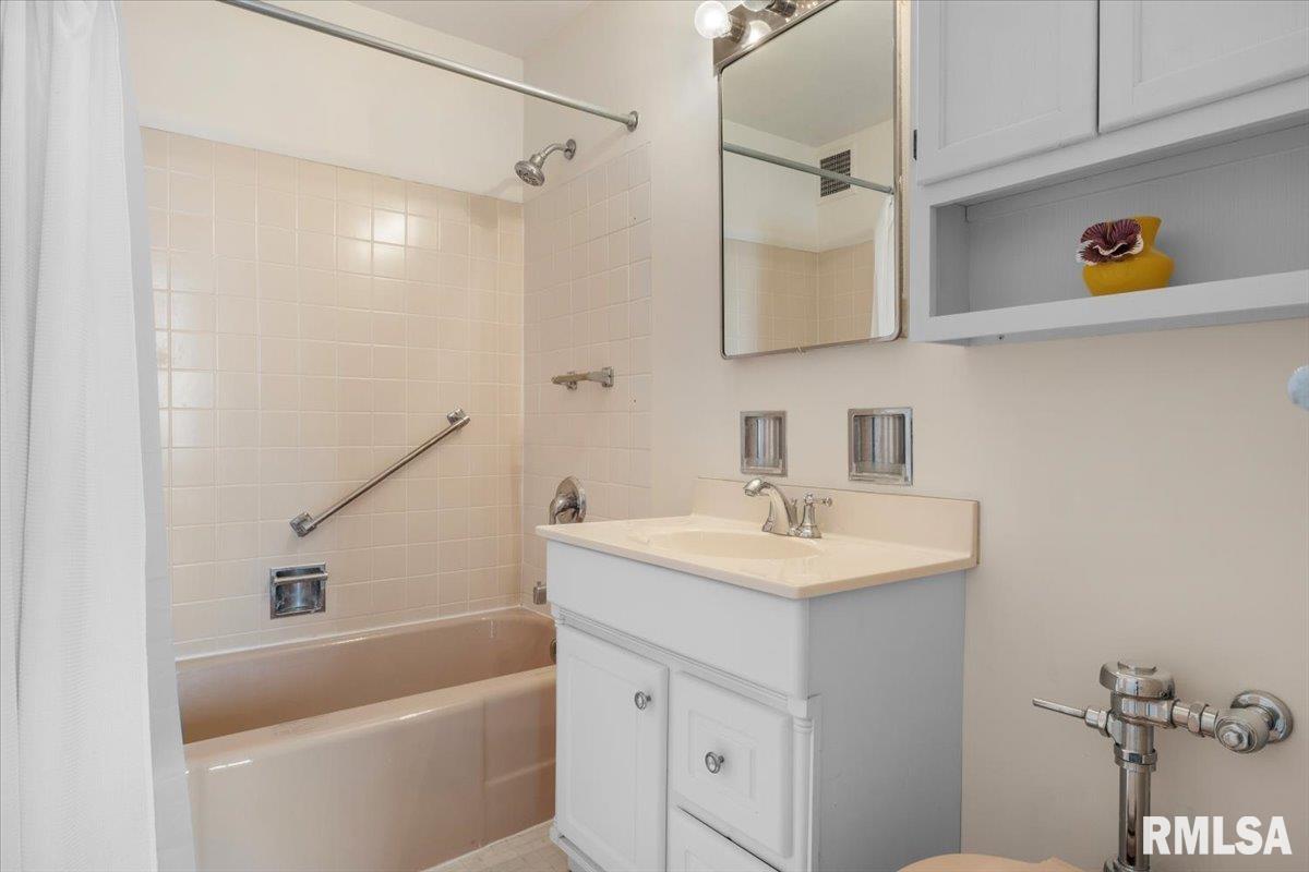 718 South 7th Street, Unit 504 Springfield, IL 62703 - Photo 34 of 42