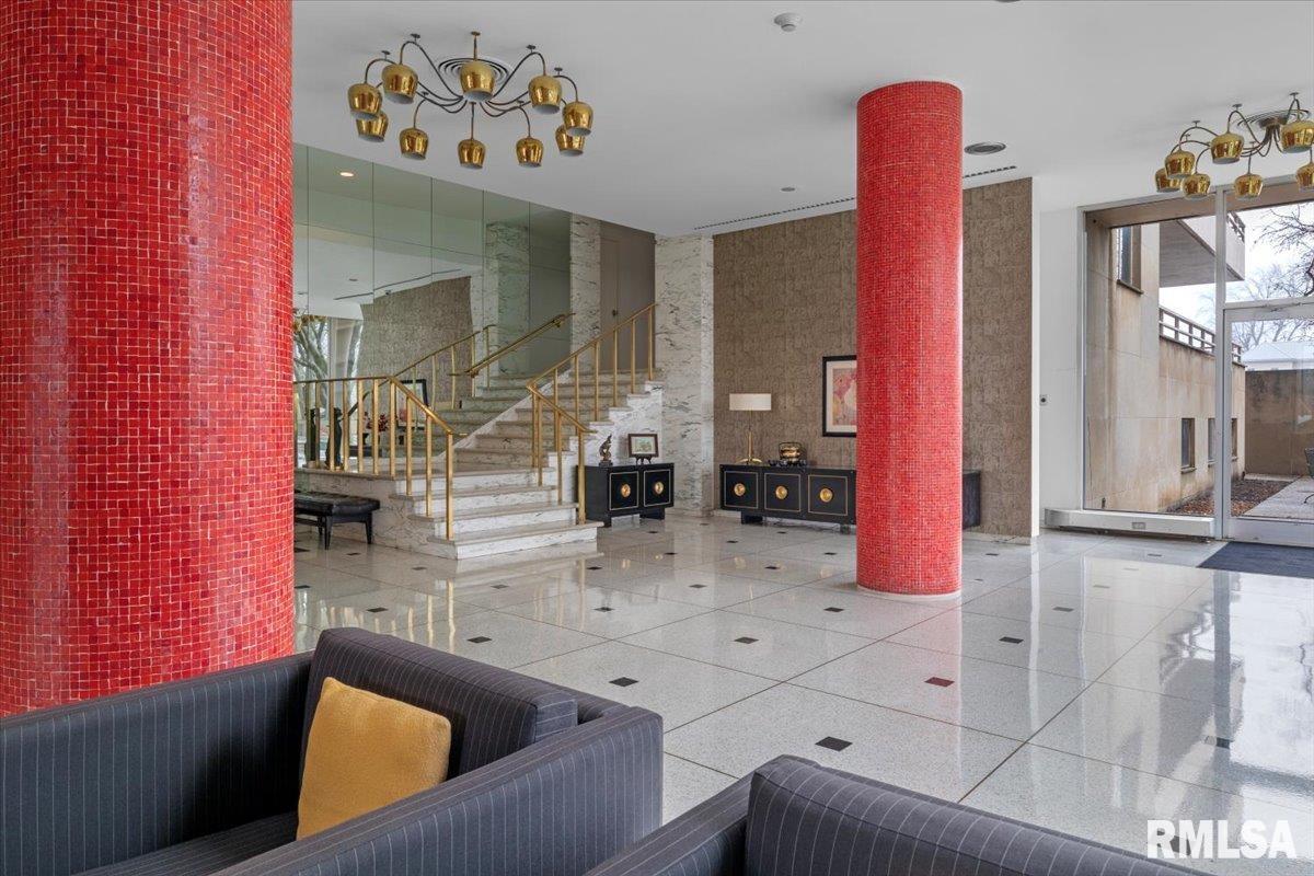 718 South 7th Street, Unit 504 Springfield, IL 62703 - Photo 6 of 42