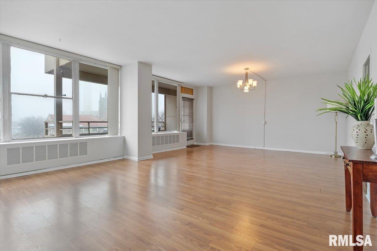 718 South 7th Street, Unit 504 Springfield, IL 62703 - Photo 7 of 42