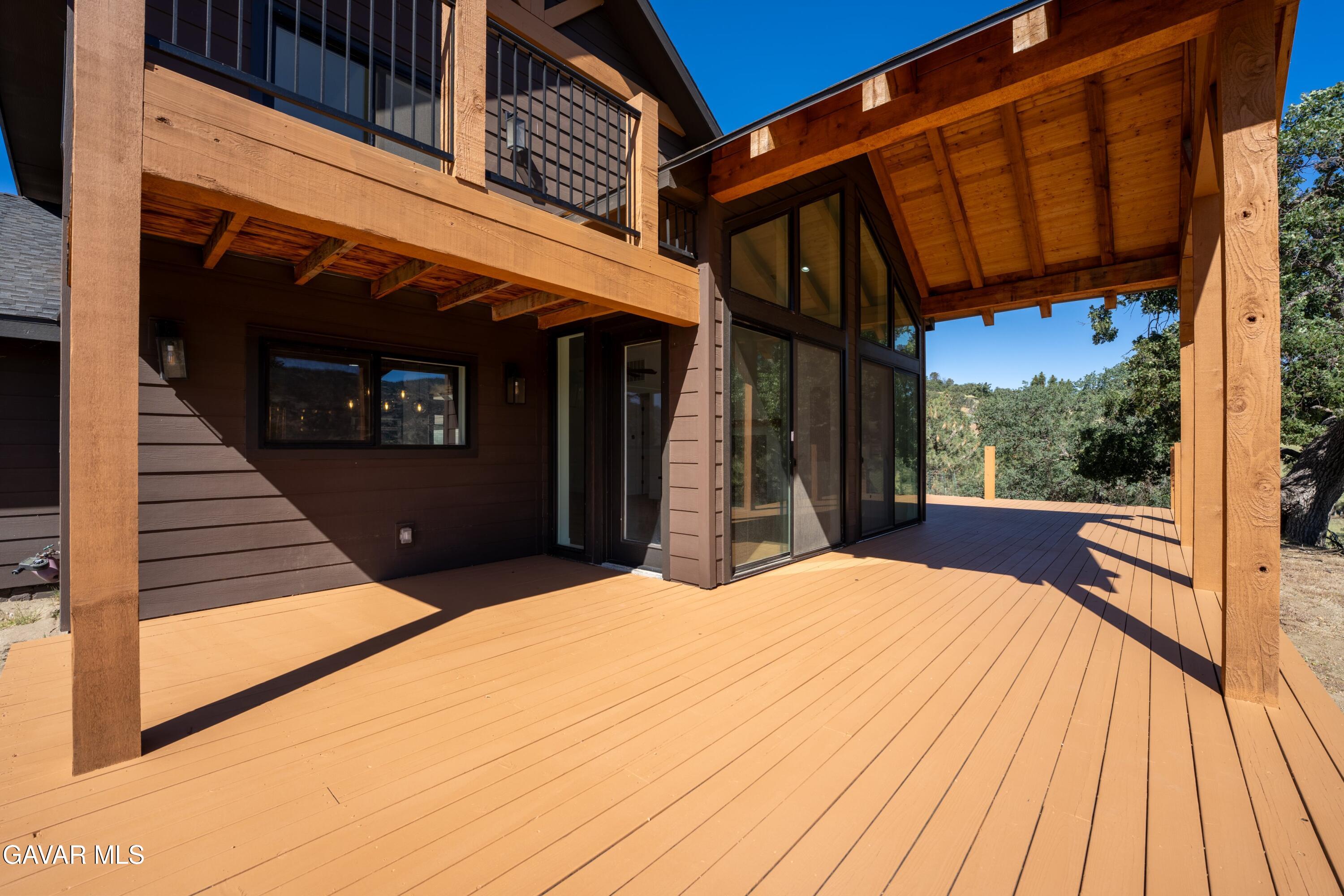 28460 Ridgeview Court Tehachapi, CA 93561 - Photo 6 of 66 04-JYP05413-HDR