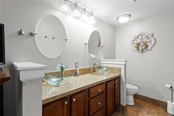 $230,000 | 5313 Northwest 83 Place, Kansas City, MO 64151