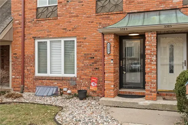 $230,000 | 5313 Northwest 83 Place, Kansas City, MO 64151