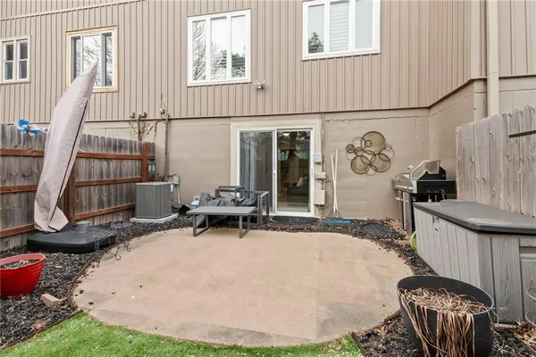 $230,000 | 5313 Northwest 83 Place, Kansas City, MO 64151