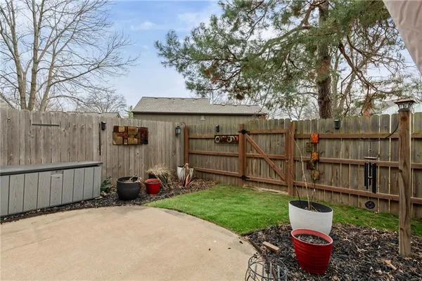 $230,000 | 5313 Northwest 83 Place, Kansas City, MO 64151