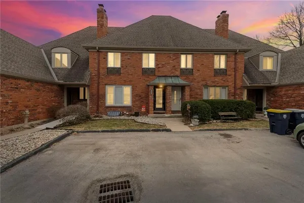 $230,000 | 5313 Northwest 83 Place, Kansas City, MO 64151