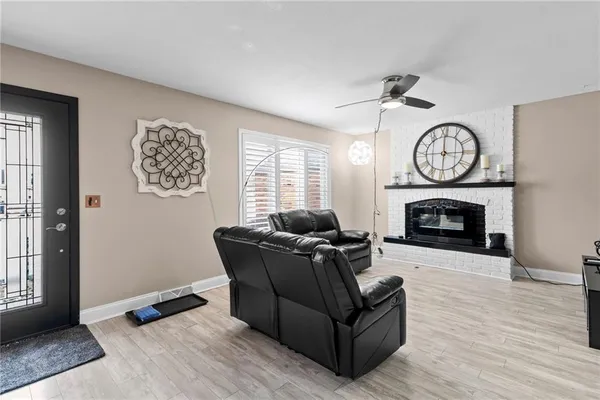 $230,000 | 5313 Northwest 83 Place, Kansas City, MO 64151