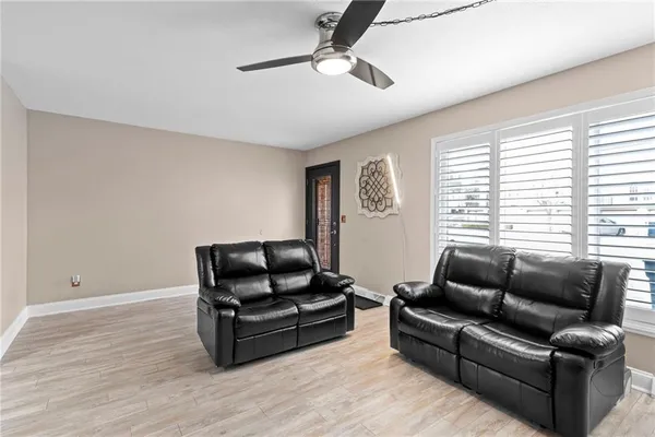 $230,000 | 5313 Northwest 83 Place, Kansas City, MO 64151