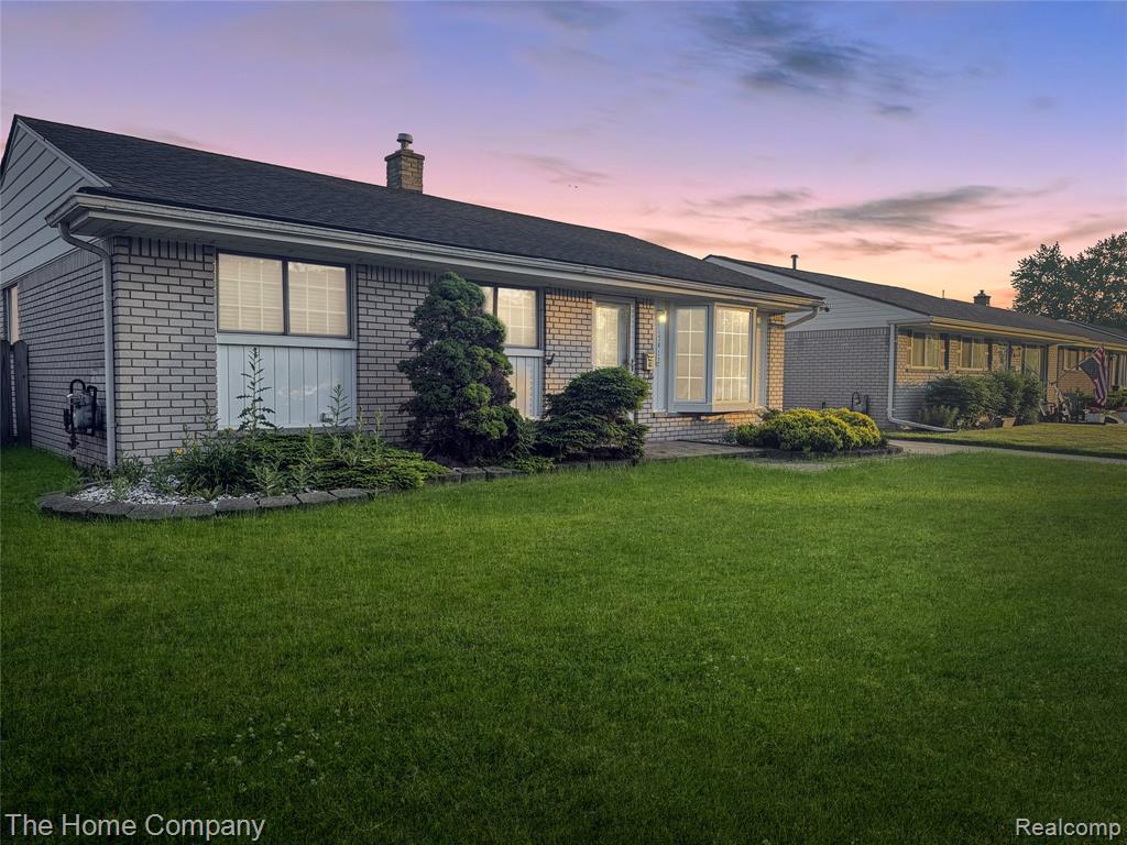 15412 Rudland Street Roseville, MI 48066 - Photo 2 of 23 Gallery Image 2