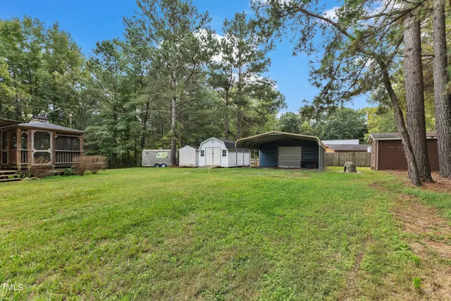 $295,000 | 308 Deep Creek Drive, Clayton, NC 27520