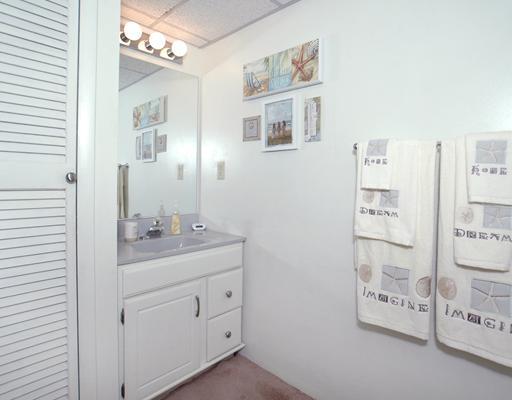 2040 Renton Road Plum, PA 15239 - Photo 11 of 15 Full Bath.