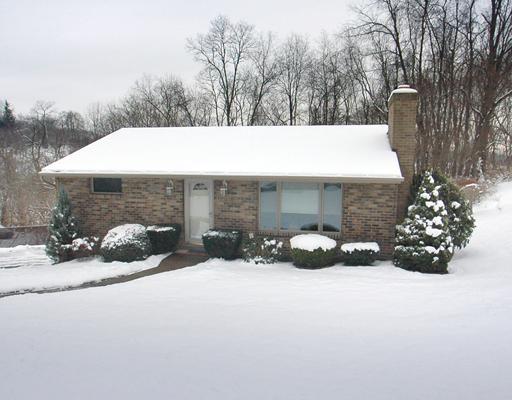 2040 Renton Road Plum, PA 15239 - Photo 15 of 15 Exterior Front.