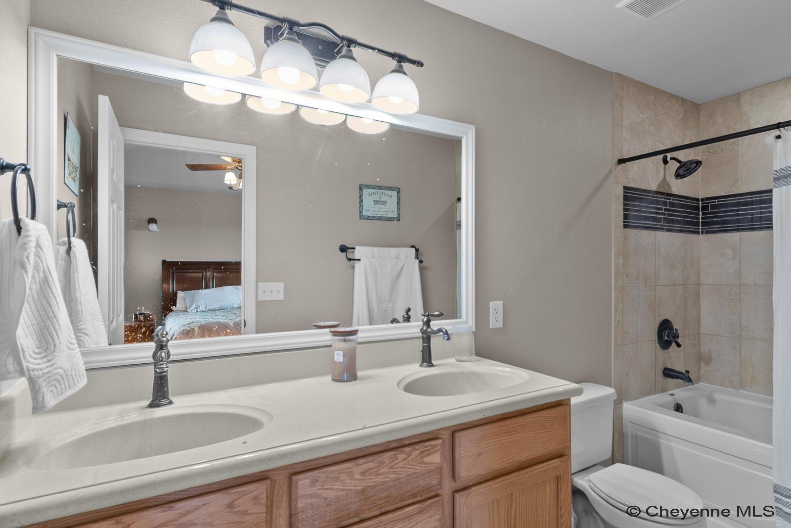 1155 Verlan Way Cheyenne, WY 82009 - Photo 15 of 35 Gallery Image 15