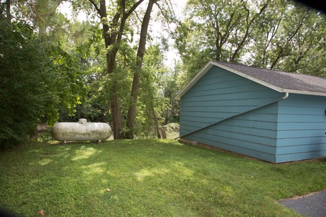 4921 Wabash Road Huntington, IN 46750 - Photo 4 of 7 Gallery Image 4