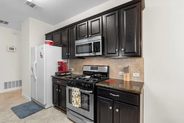 $299,900 | 128 Moulins Lane, Georgetown, TX 78626