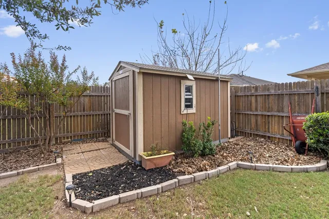 $299,900 | 128 Moulins Lane, Georgetown, TX 78626