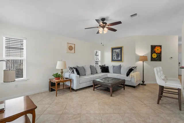 $299,900 | 128 Moulins Lane, Georgetown, TX 78626