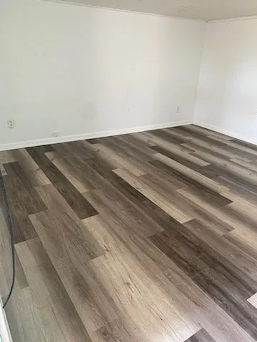 $995 | 421 South Columbia Drive, West Columbia, TX 77486