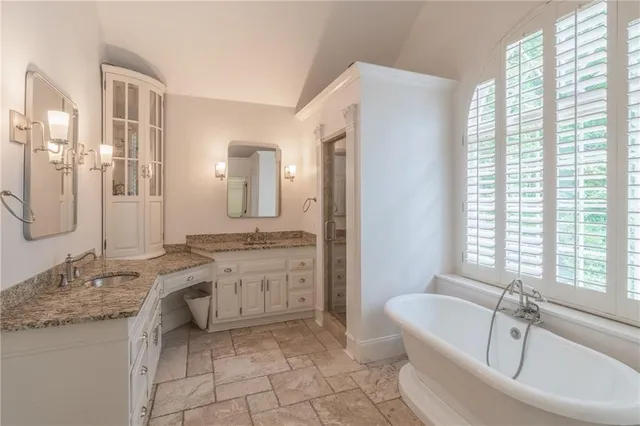 $3,800 | 530 Saddlebrook Drive, Roswell, GA 30075