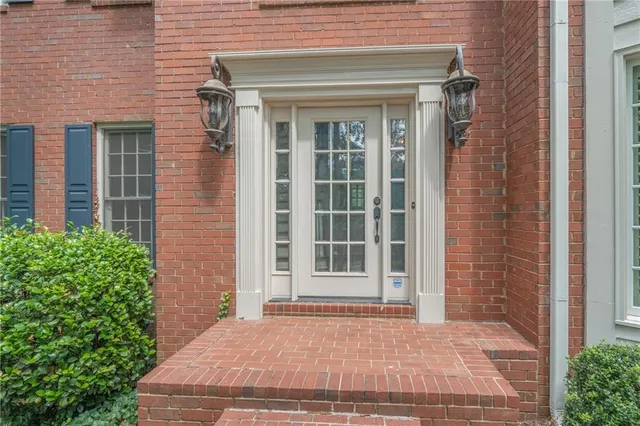 $3,800 | 530 Saddlebrook Drive, Roswell, GA 30075