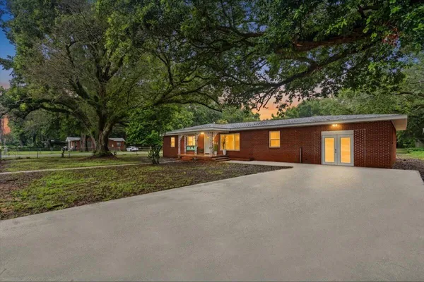 $290,000 | 4840 West Spencer Field Road, Pace, FL 32571