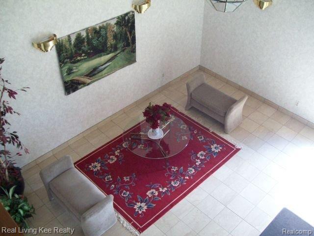 969 GreenView Court, Unit 51 Rochester, MI 48307 - Photo 14 of 17 2nd Floor View of Lobby
