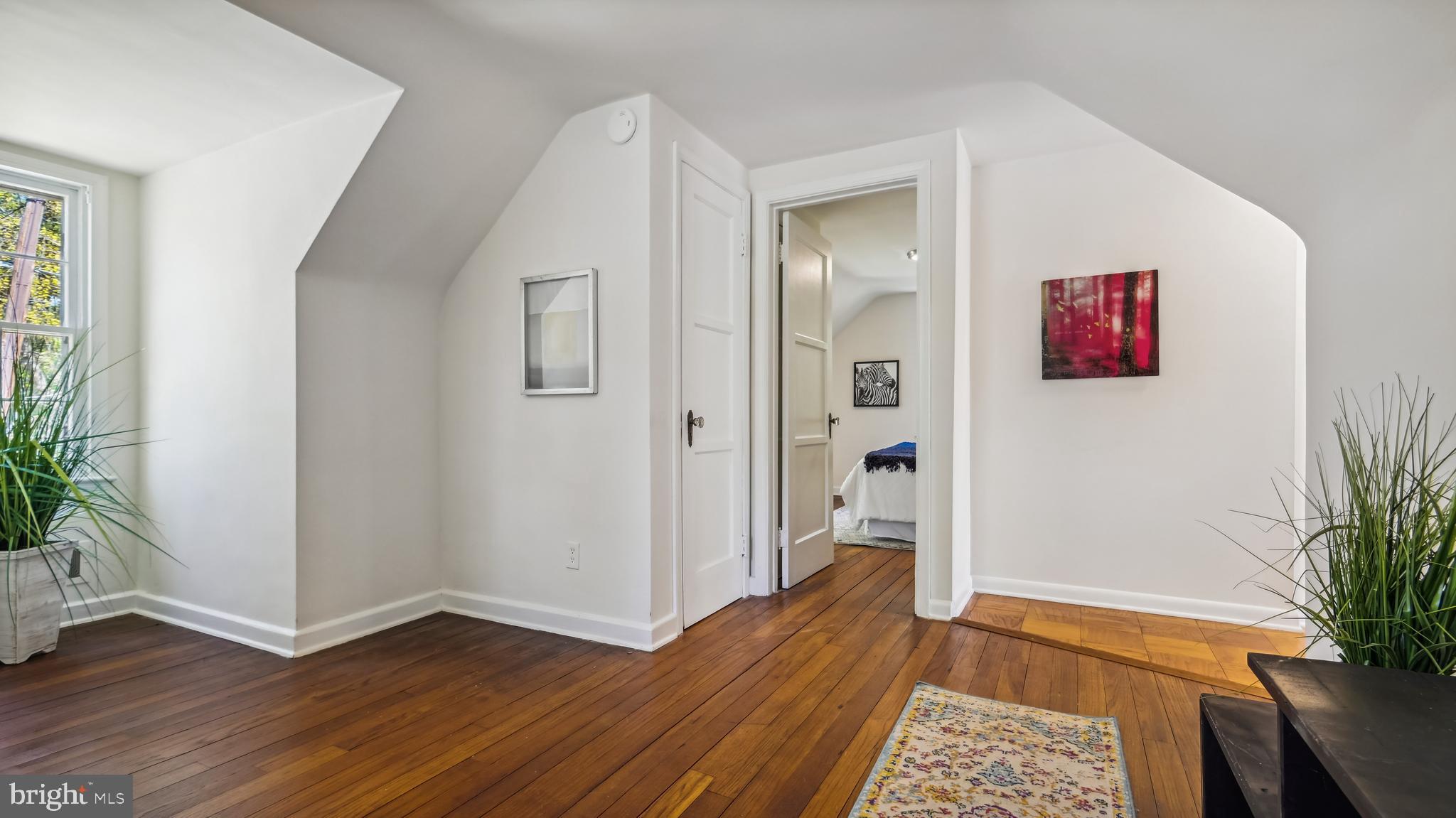 2808 Beechbank Road Silver Spring, MD 20910 - Photo 21 of 55 Upper Level Landing
