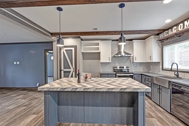 $1,700 | 13110 Lake Villa Drive, Willis, TX 77318