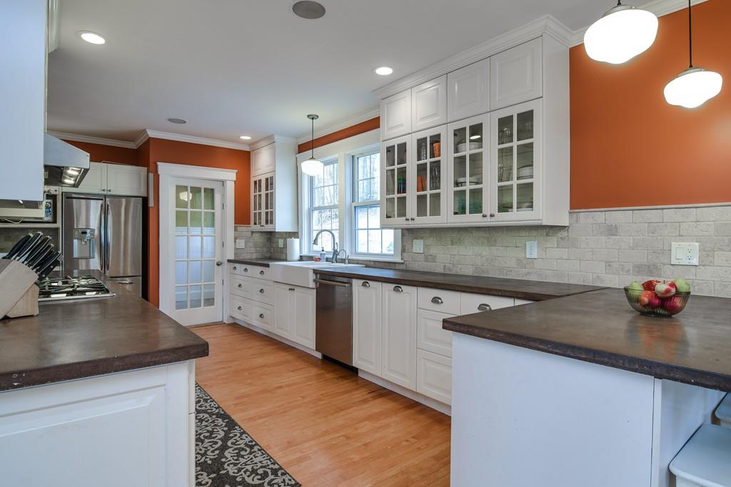 44 Concord Road Marlborough, MA 01752 - Photo 10 of 31 Gallery Image 10