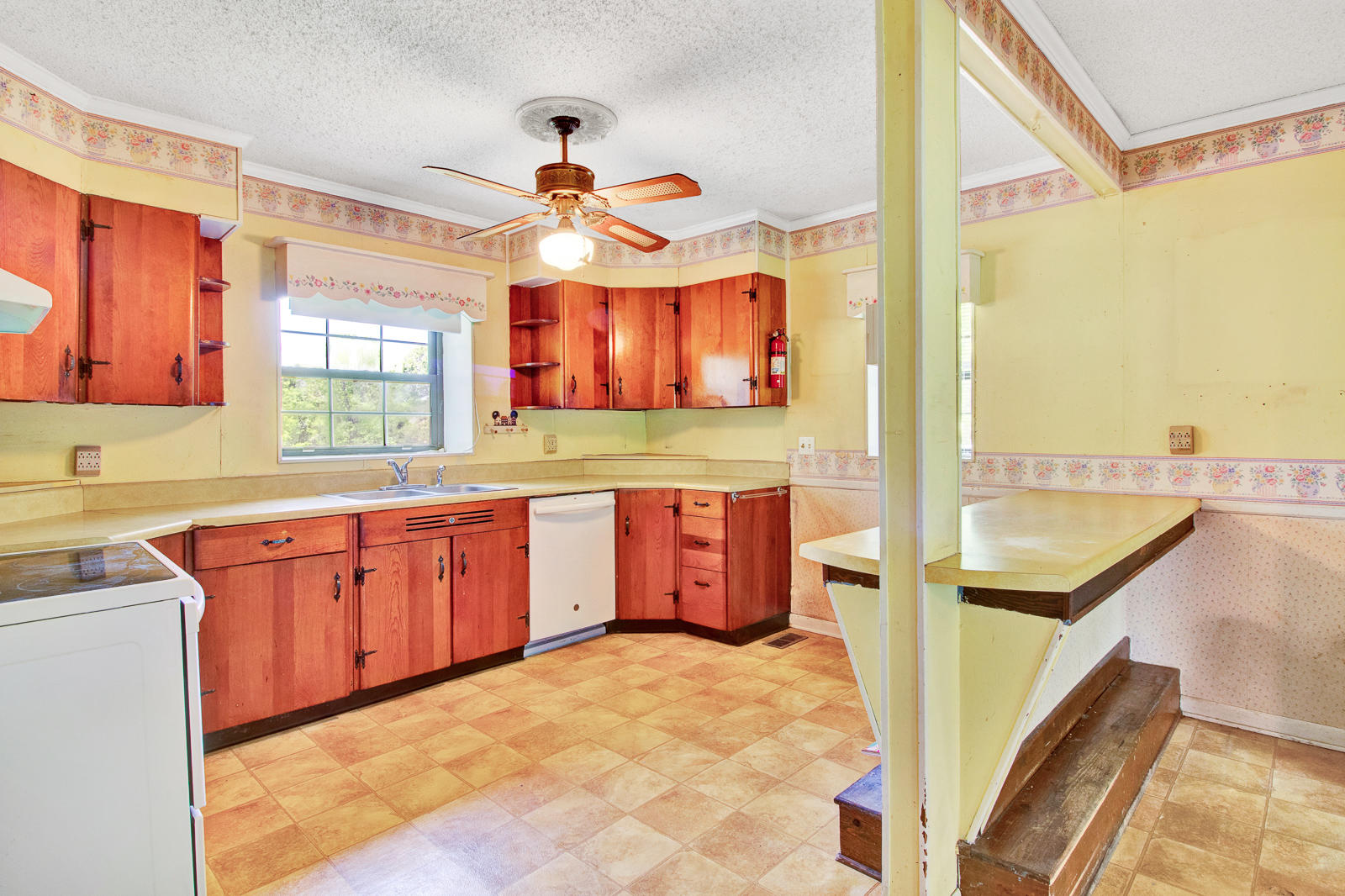 5219 Cassandra Smith Road Hixson, TN 37343 - Photo 7 of 23 5219-Cassandra-Way-MLS-Photos-13