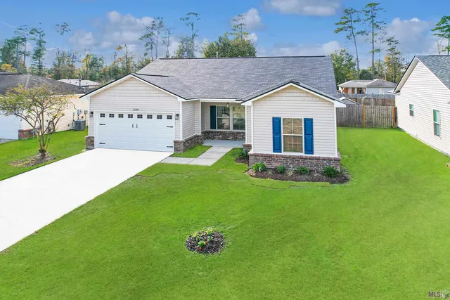 $249,900 | 22795 Lafourche Lane, Denham Springs, LA 70726