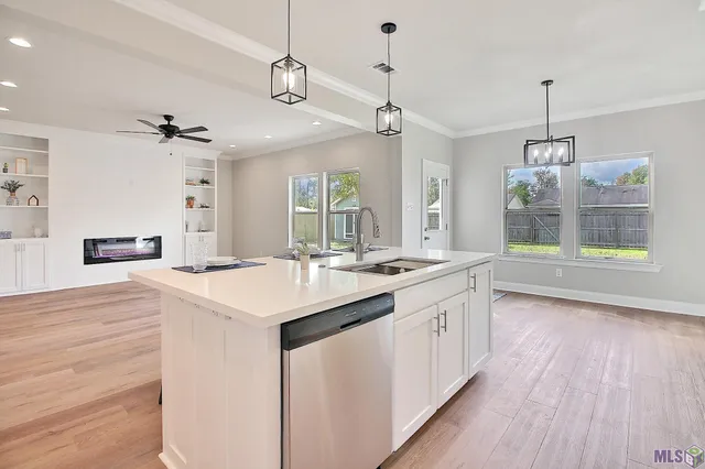 $249,900 | 22795 Lafourche Lane, Denham Springs, LA 70726