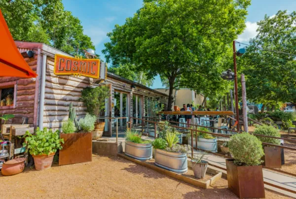 $2,300 | 211 Lessin Lane, Unit B, Austin, TX 78704