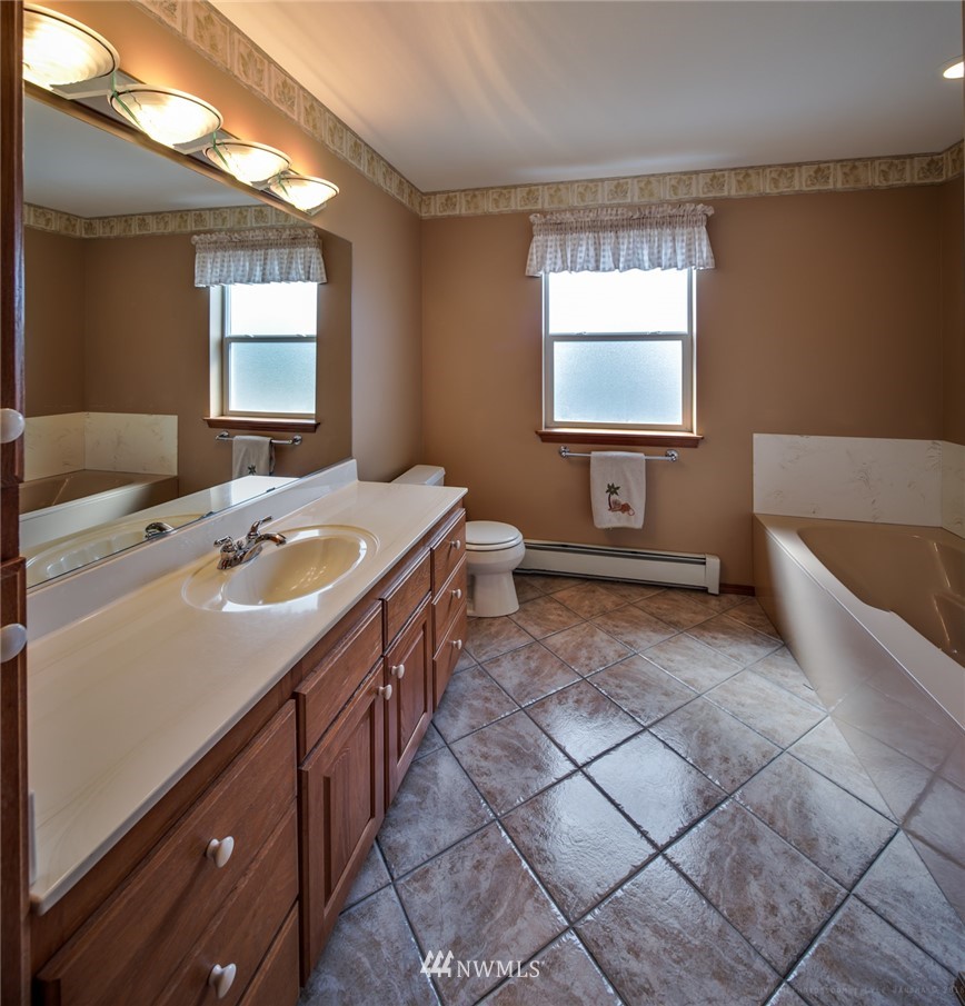 155 East Wiser Lake Road Lynden, WA 98264 - Photo 17 of 25 Gallery Image 17