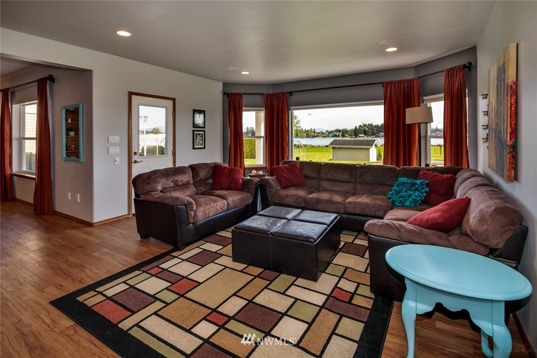 155 East Wiser Lake Road Lynden, WA 98264 - Photo 18 of 25 Gallery Image 18