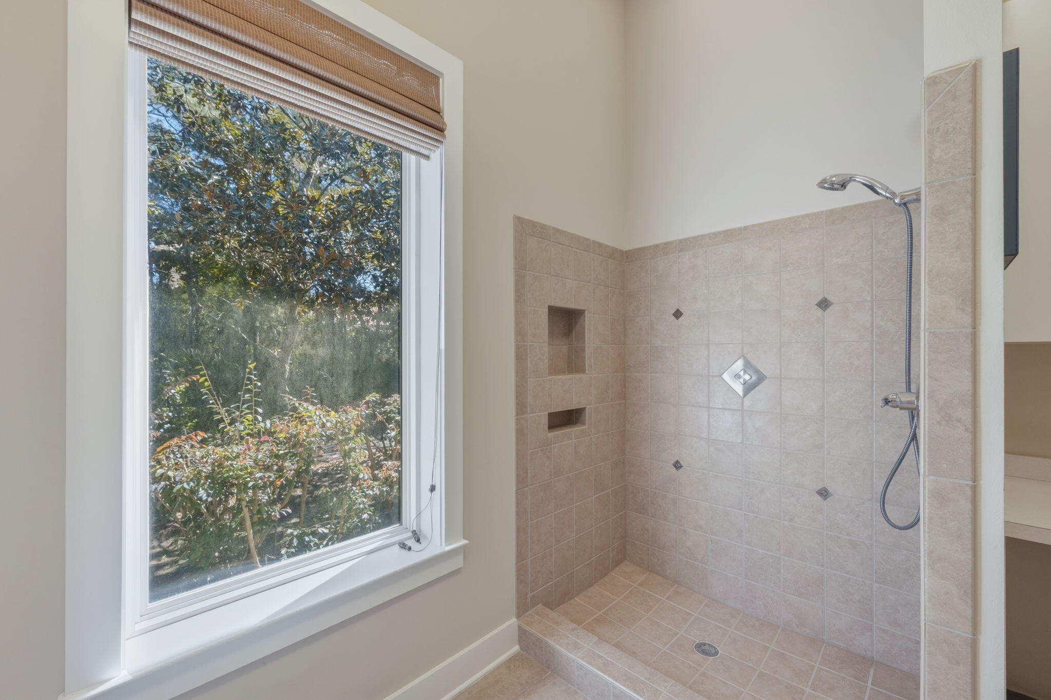 2943 Pine Valley Road Miramar Beach, FL 32550 - Photo 26 of 97 Dog Washing Station
