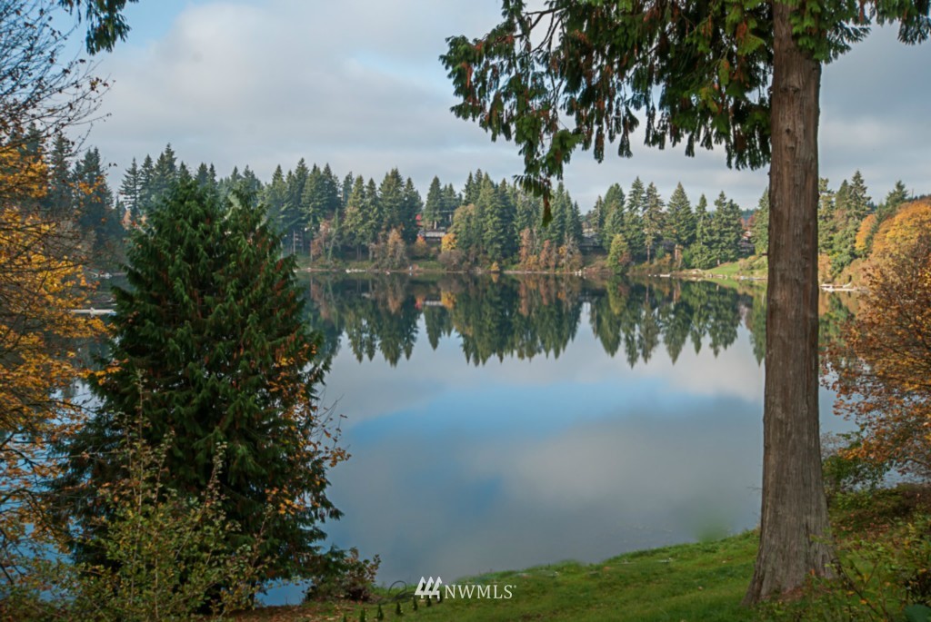 5315 Blvd Ext Road Southeast Olympia, WA 98501 - Photo 2 of 25 Gallery Image 2