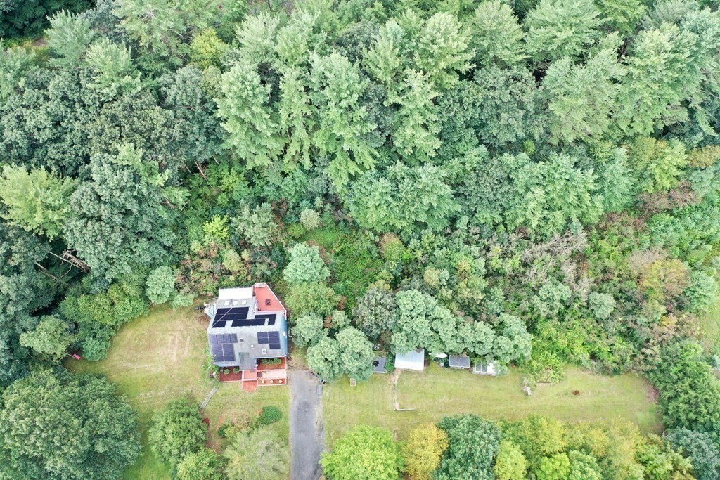 83 Thomas Road Montgomery, MA 01050 - Photo 4 of 42