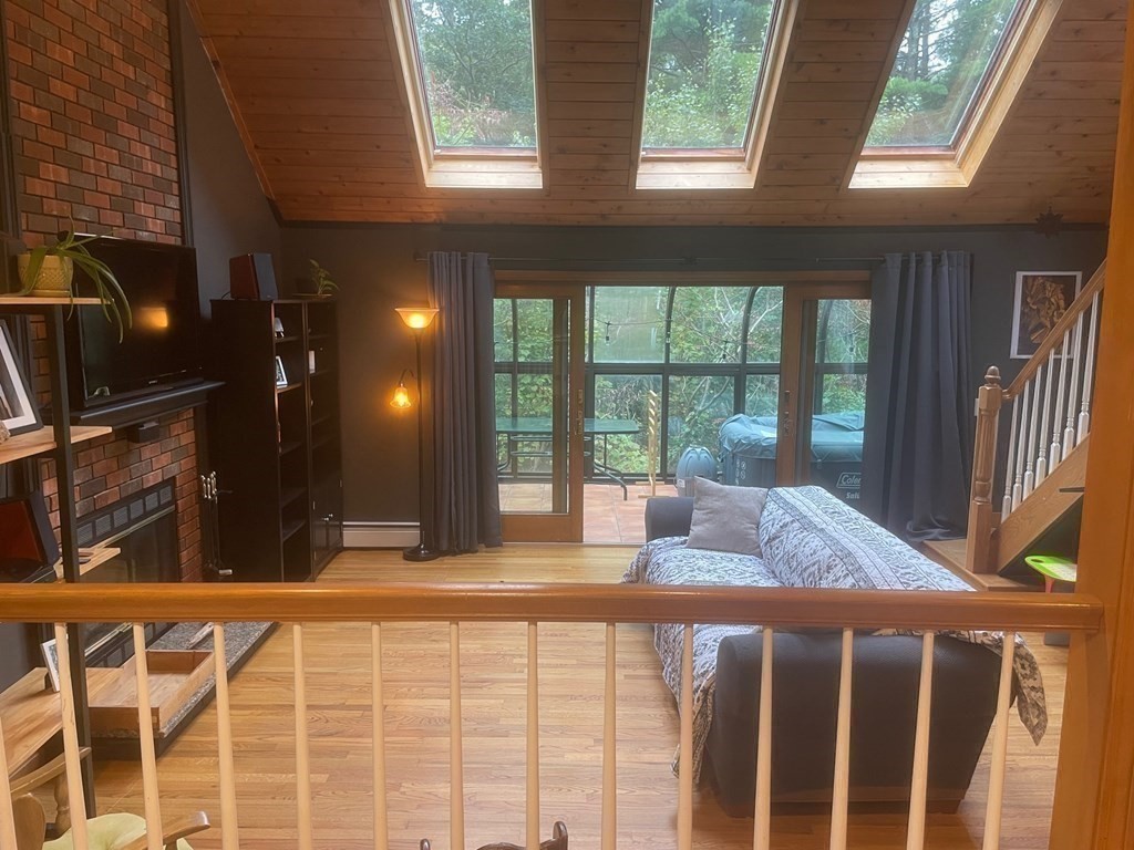 83 Thomas Road Montgomery, MA 01050 - Photo 8 of 42