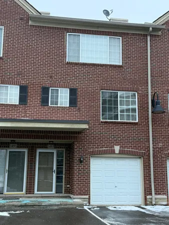 $1,950 | 1493 Silverbrook Ridge Drive, Walled Lake, MI 48390