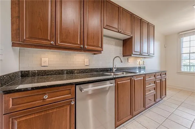 $325,000 | 1735 Peachtree Street Northeast, Unit 126, Atlanta, GA 30309
