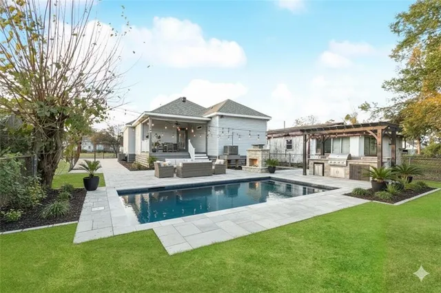 $309,000 | 324 Filmore Street, River Ridge, LA 70062