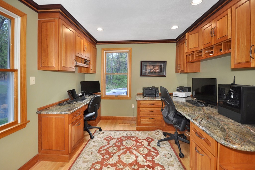 26 Twin Maple Road Bolton, MA 01740 - Photo 15 of 33