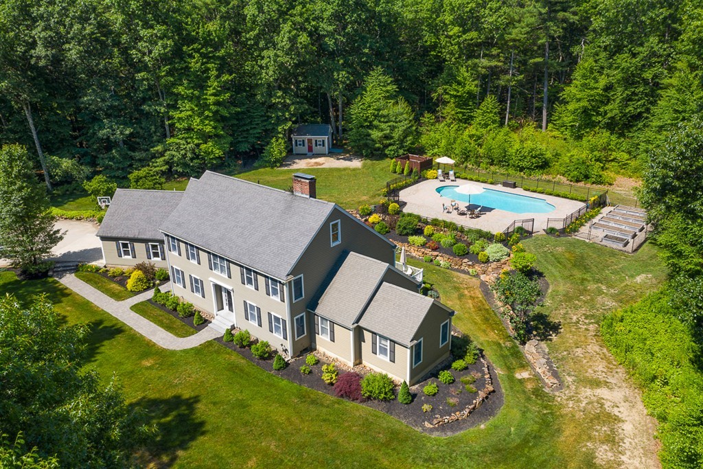26 Twin Maple Road Bolton, MA 01740 - Photo 2 of 33
